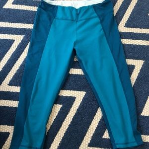 🔥Cropped athletic leggings